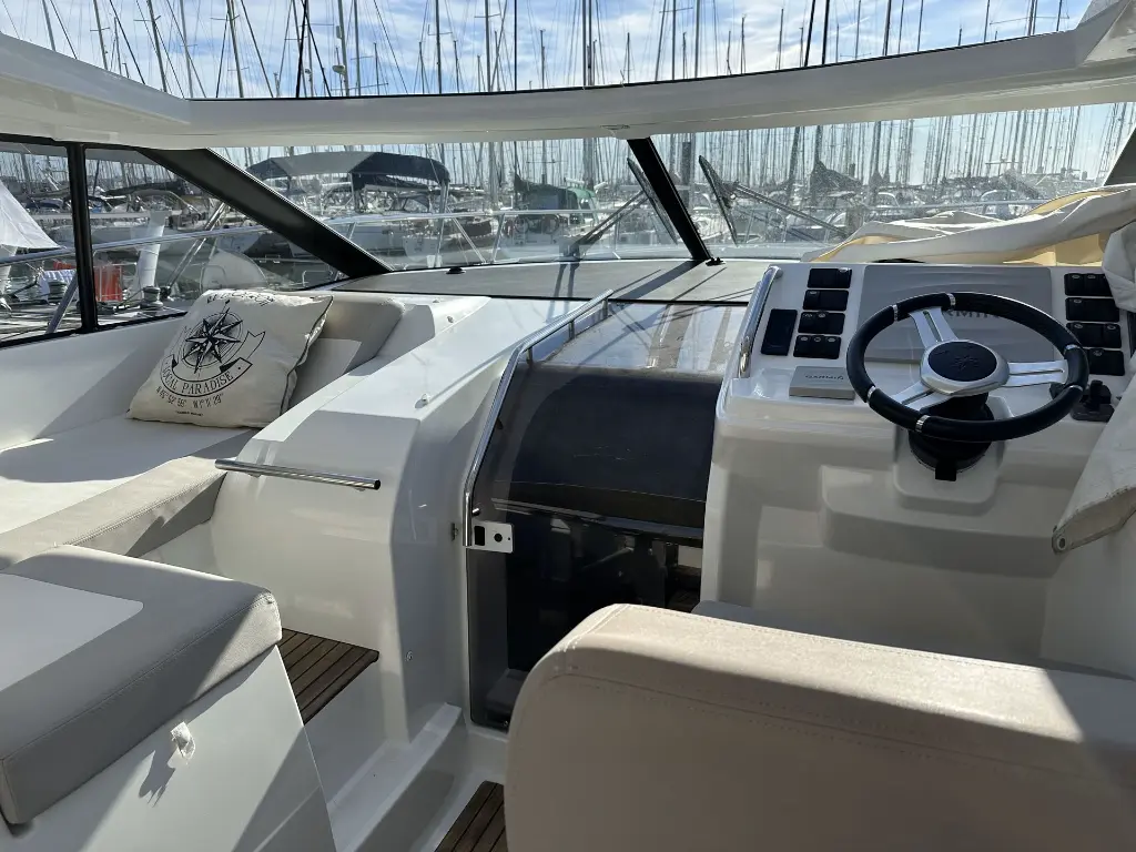Poste de pilotage.webp